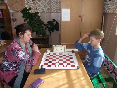 Ерахтурцы разыграли Кубок села по русским шашкам